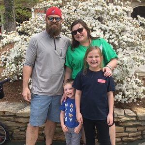 Meet your Posher, Casey